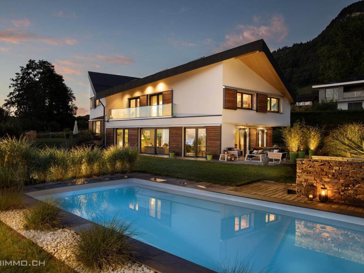 Montreux Holiday Home Ngoại thất bức ảnh