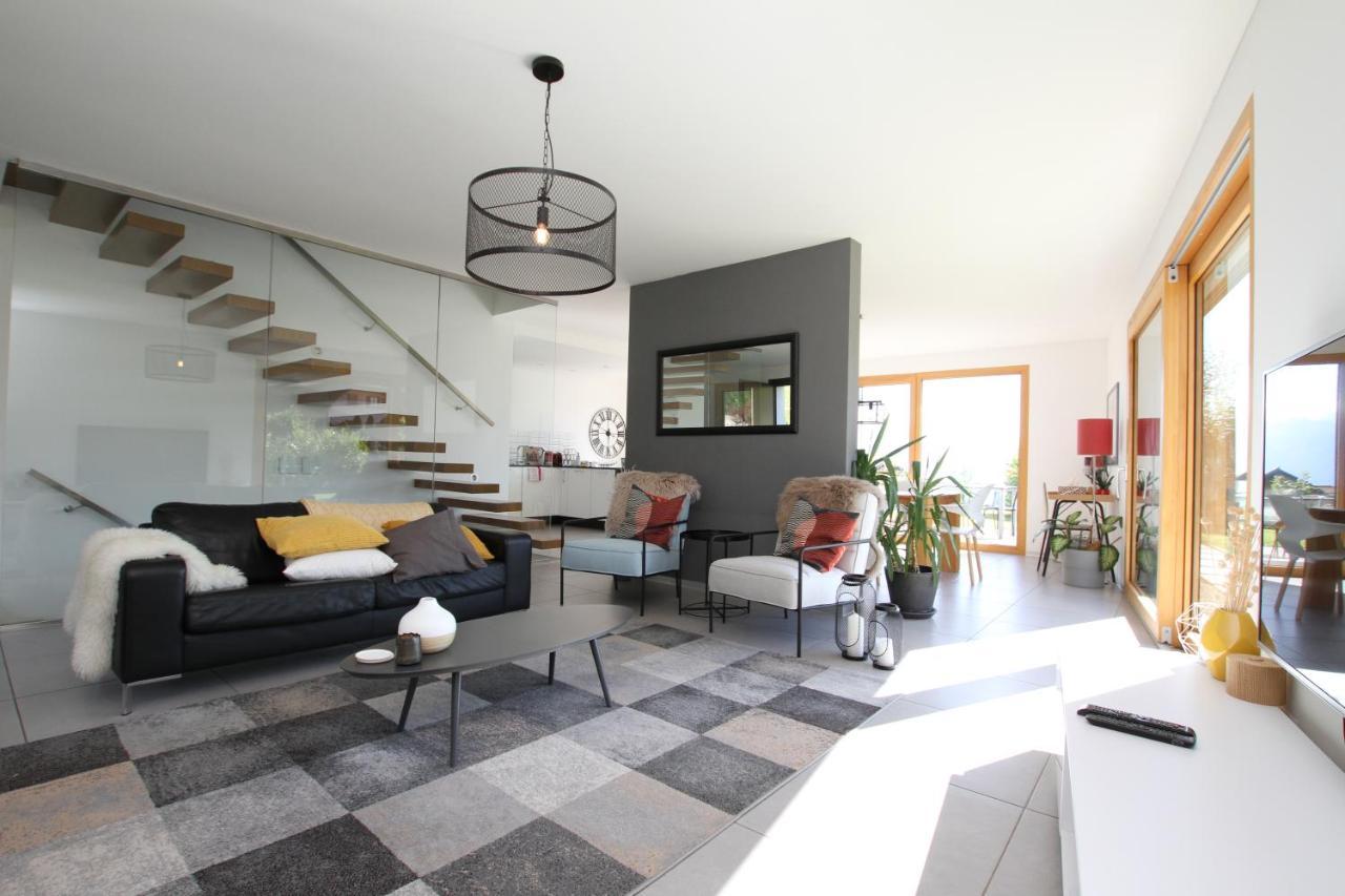 Montreux Holiday Home Ngoại thất bức ảnh