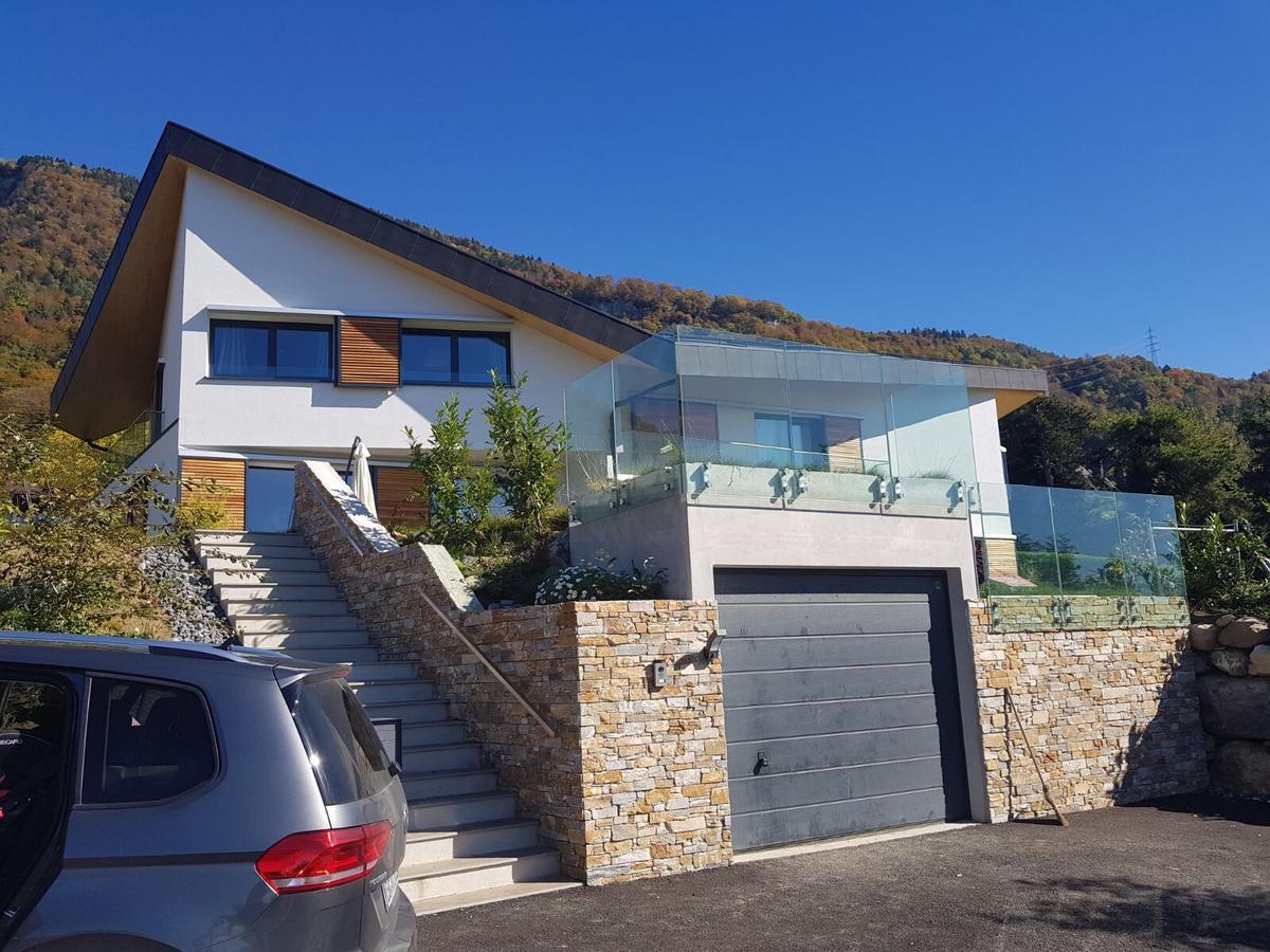 Montreux Holiday Home Ngoại thất bức ảnh