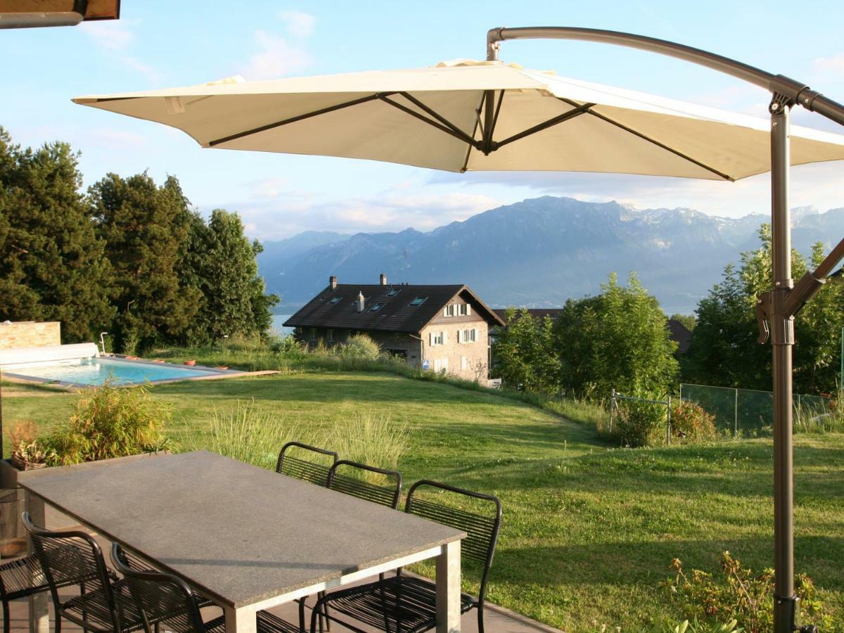 Montreux Holiday Home Ngoại thất bức ảnh